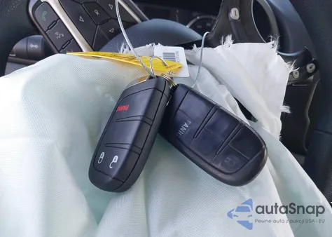 2019 Jeep Renegade Sport Fwd из США, поврежденный, VIN ZACNJAAB2KPK11512